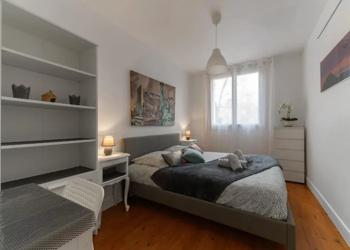 Apartment Le Dome - Cosy En Centre Avec Parking Clermont-Ferrand